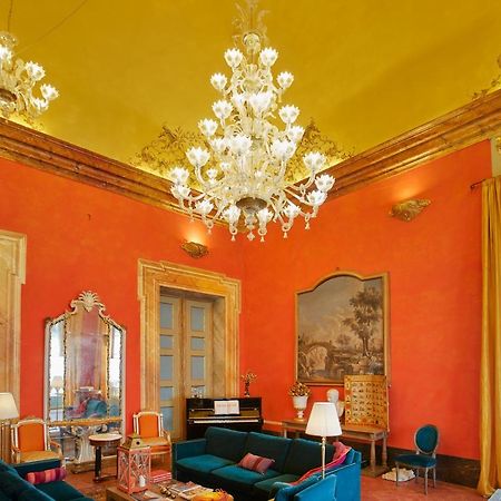 Bed and Breakfast Palazzo Di Alcina - Residenza D'Epoca - Luxury- Болонья Экстерьер фото