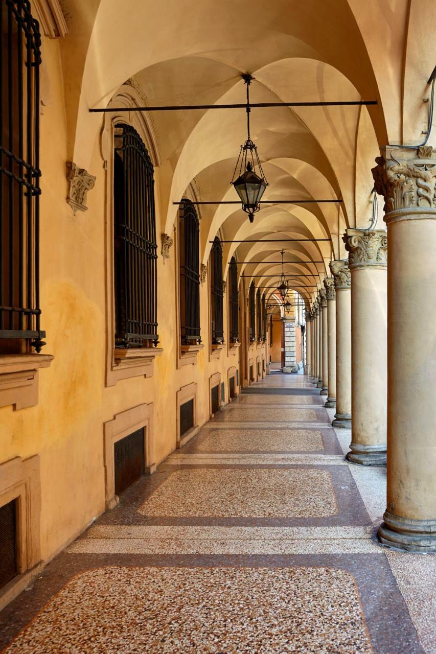 Bed and Breakfast Palazzo Di Alcina - Residenza D'Epoca - Luxury- Болонья Экстерьер фото