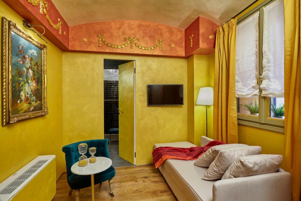 Bed and Breakfast Palazzo Di Alcina - Residenza D'Epoca - Luxury- Болонья Экстерьер фото