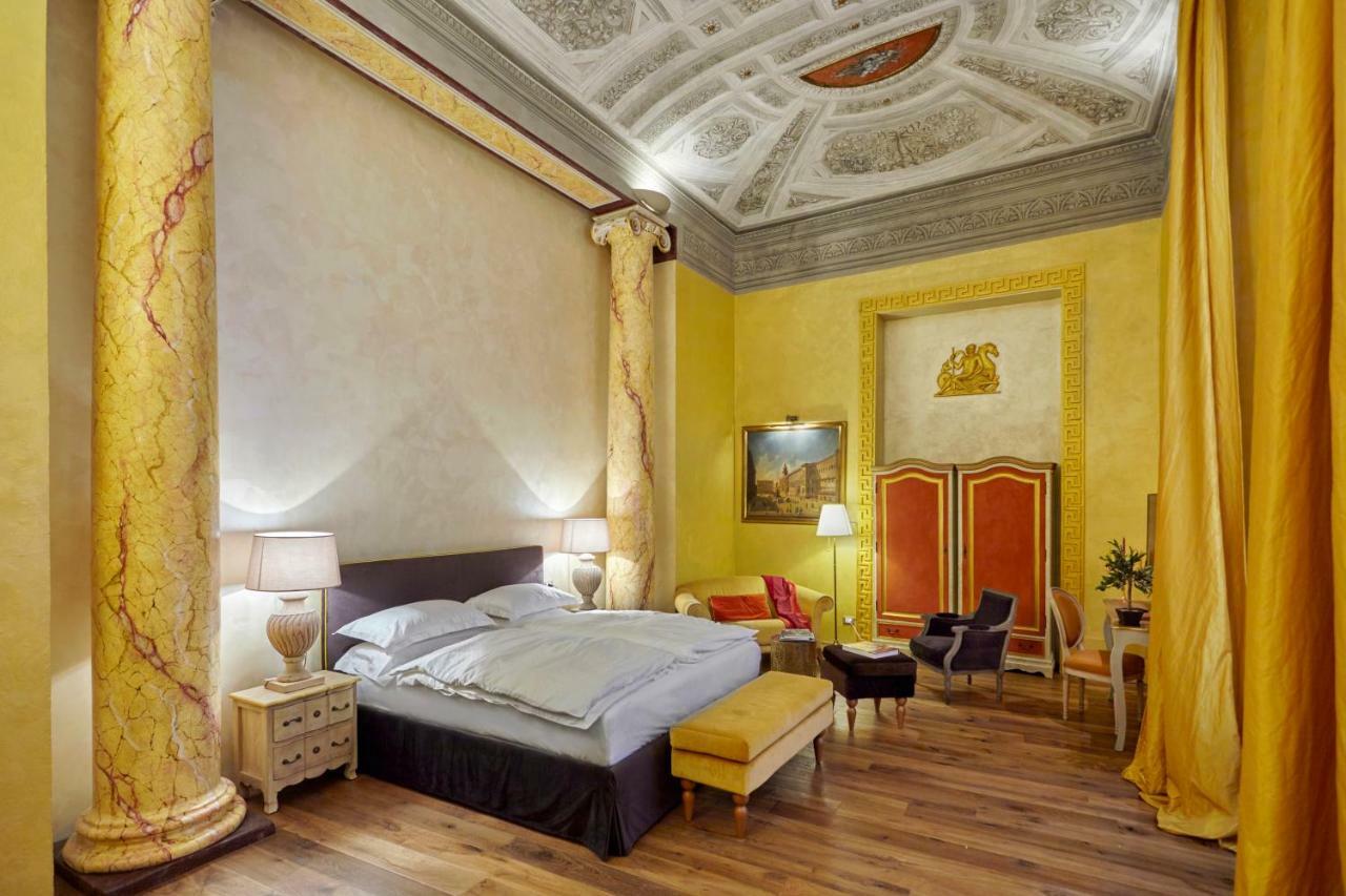 Bed and Breakfast Palazzo Di Alcina - Residenza D'Epoca - Luxury- Болонья Экстерьер фото