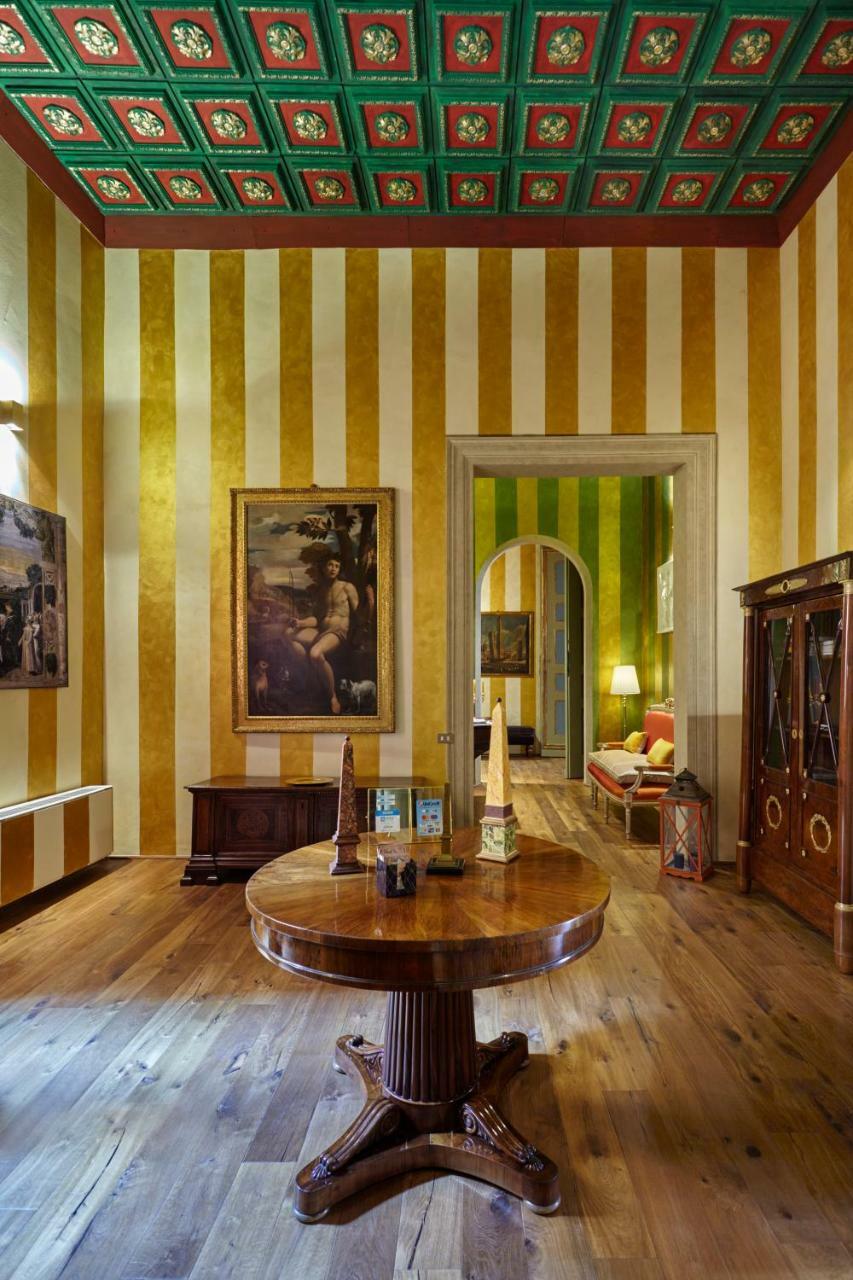 Bed and Breakfast Palazzo Di Alcina - Residenza D'Epoca - Luxury- Болонья Экстерьер фото