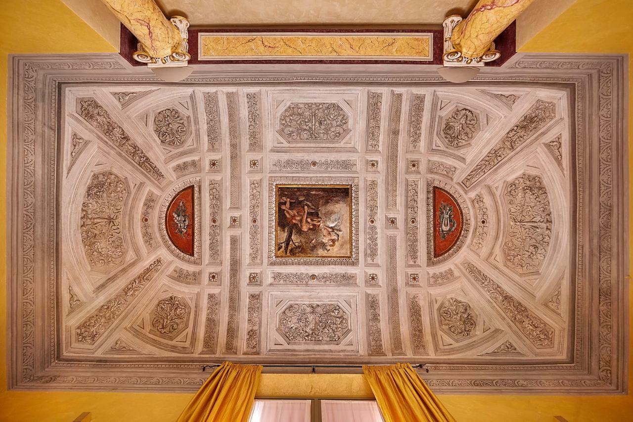 Bed and Breakfast Palazzo Di Alcina - Residenza D'Epoca - Luxury- Болонья Экстерьер фото